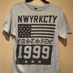 Urban Heritage Gray Graphic Tee with Black Print